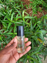Load image into Gallery viewer, Perfume Oil